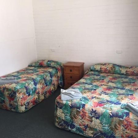 Governors Hill Motel Goulburn Esterno foto