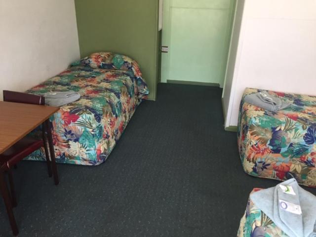 Governors Hill Motel Goulburn Esterno foto